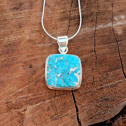 Magnesite Copper Mohave Gemstone Silver Jewelry Pendant, 925 Sterling Silver Pendant, Party Wear Silver Necklace, 24x19x5mm Approx.