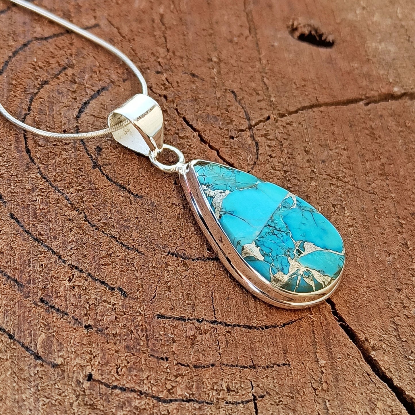 Magnesite Copper Mohave Gemstone Silver Jewelry Pendant, 925 Sterling Silver Pendant, Party Wear Silver Necklace, 32x16x5mm Approx.