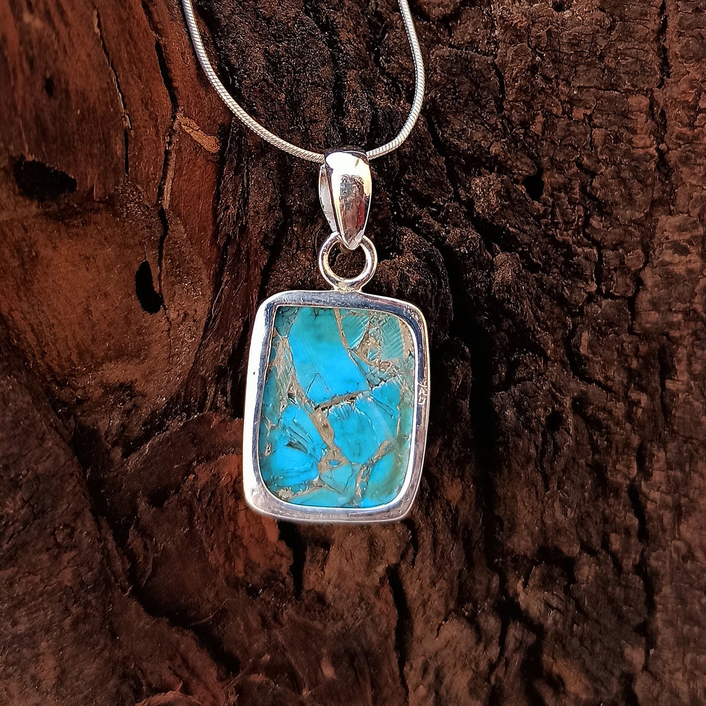 Magnesite Copper Mohave Gemstone Silver Jewelry Pendant, 925 Sterling Silver Pendant, Party Wear Silver Necklace, 24x15x5mm Approx.