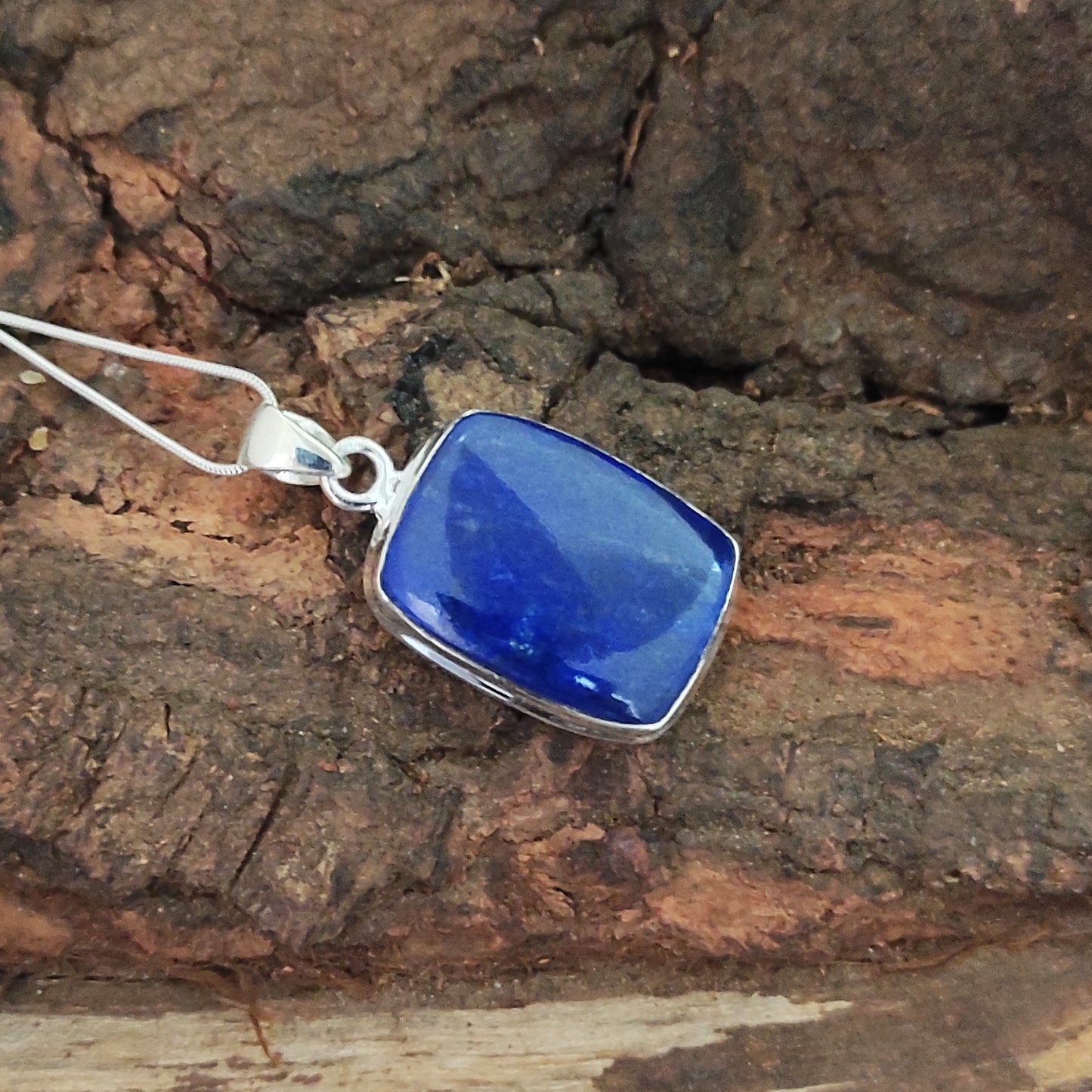 Lapis Lazuli 925 Silver Gemstone Pendant Solid 925 Sterling Silver Charm Pendant 30x19x5mm Approx.