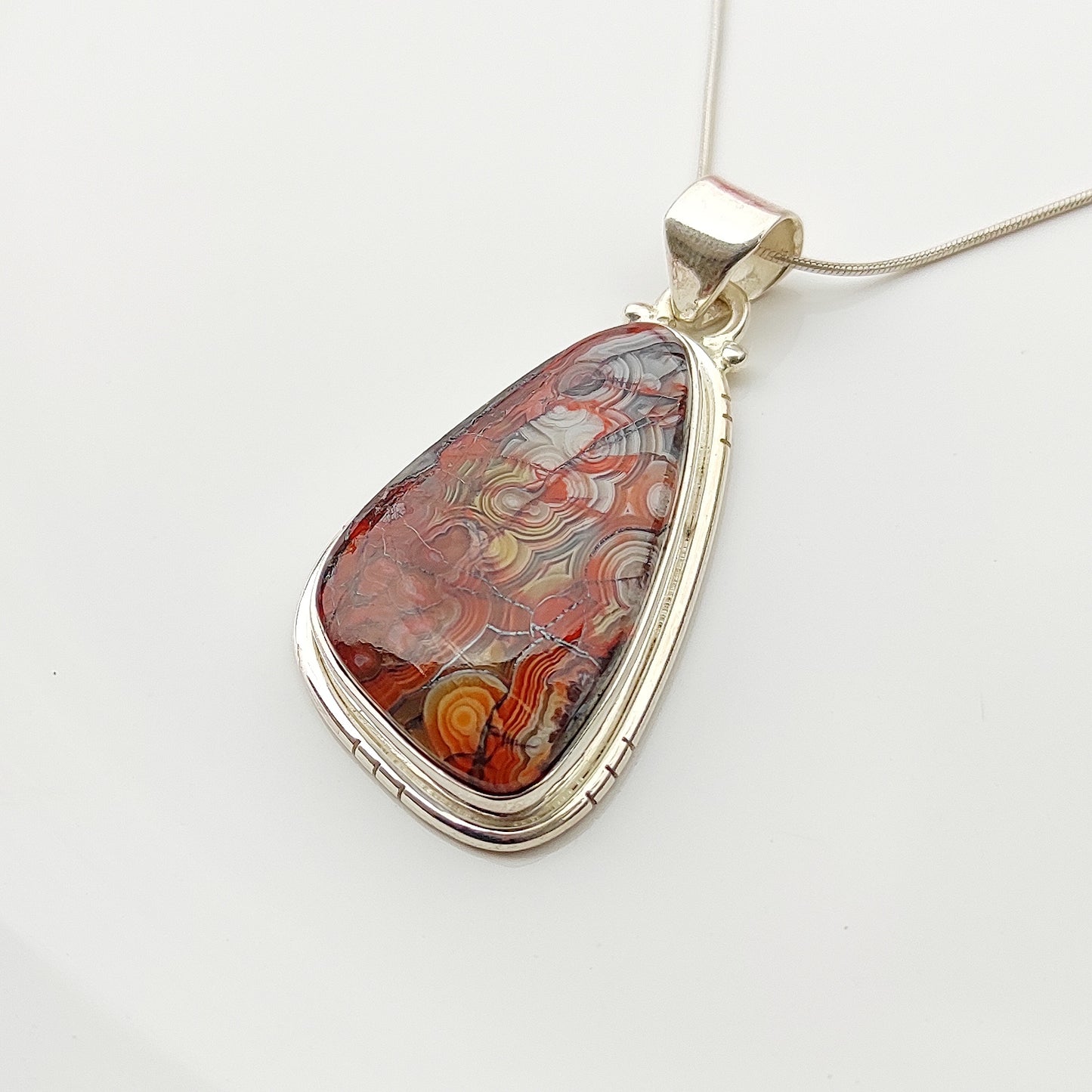 Fabulous Crazy Lace Agate Gemstone Pendant Necklace+-