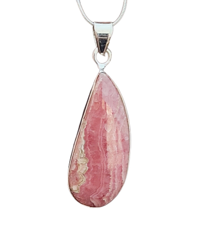 Rhodochrosit-Charm-Anhänger aus massivem 925er-Sterlingsilber. Rhodochrosit-Statement-Anhänger, Freiform-Silberanhänger, 40 x 15 x 6 mm