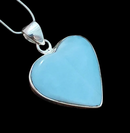 A One Quality Blue Opal Gemstone Silver Pendant Jewelry